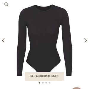 SKIMS Fits Everybody Long Sleeve NWT